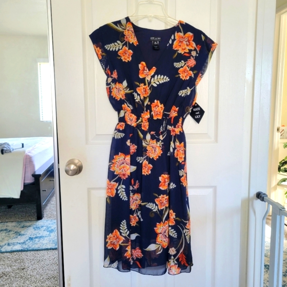 Kate and Lily Short Sleeve Dress 8P